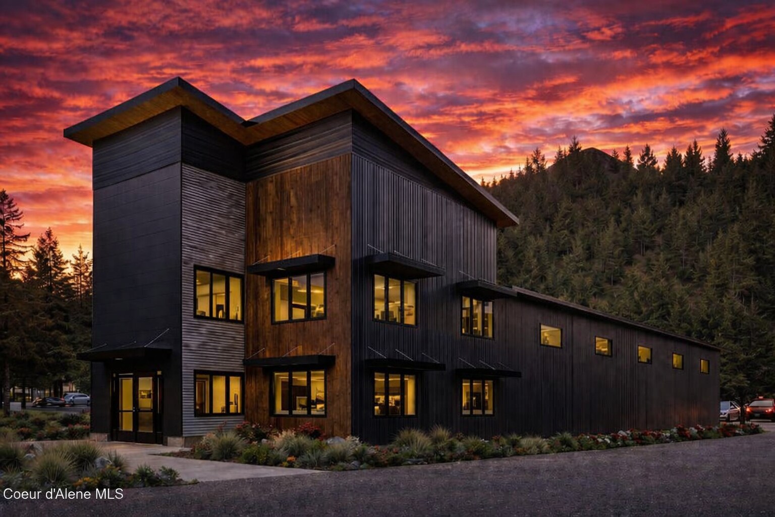 9878 Kirkpatrick st, Hayden, ID à vendre Photo principale- Image 1 de 23