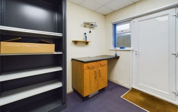 15 Stuart Ter, Pontyclun for lease Interior Photo- Image 2 of 4