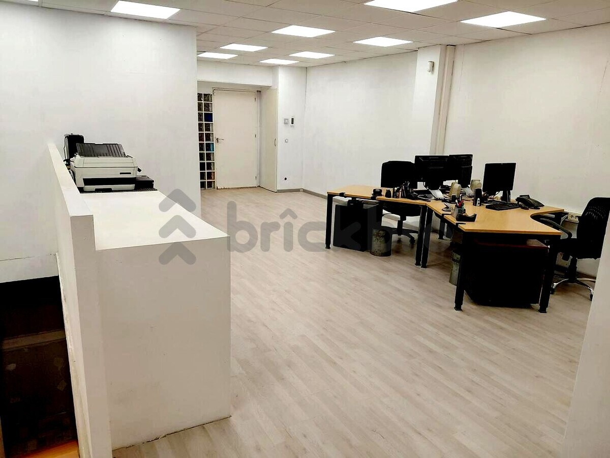 Esplugues de Llobregat, BAR 08950 - Unité - -  - Photo intérieure - Image 1 of 30