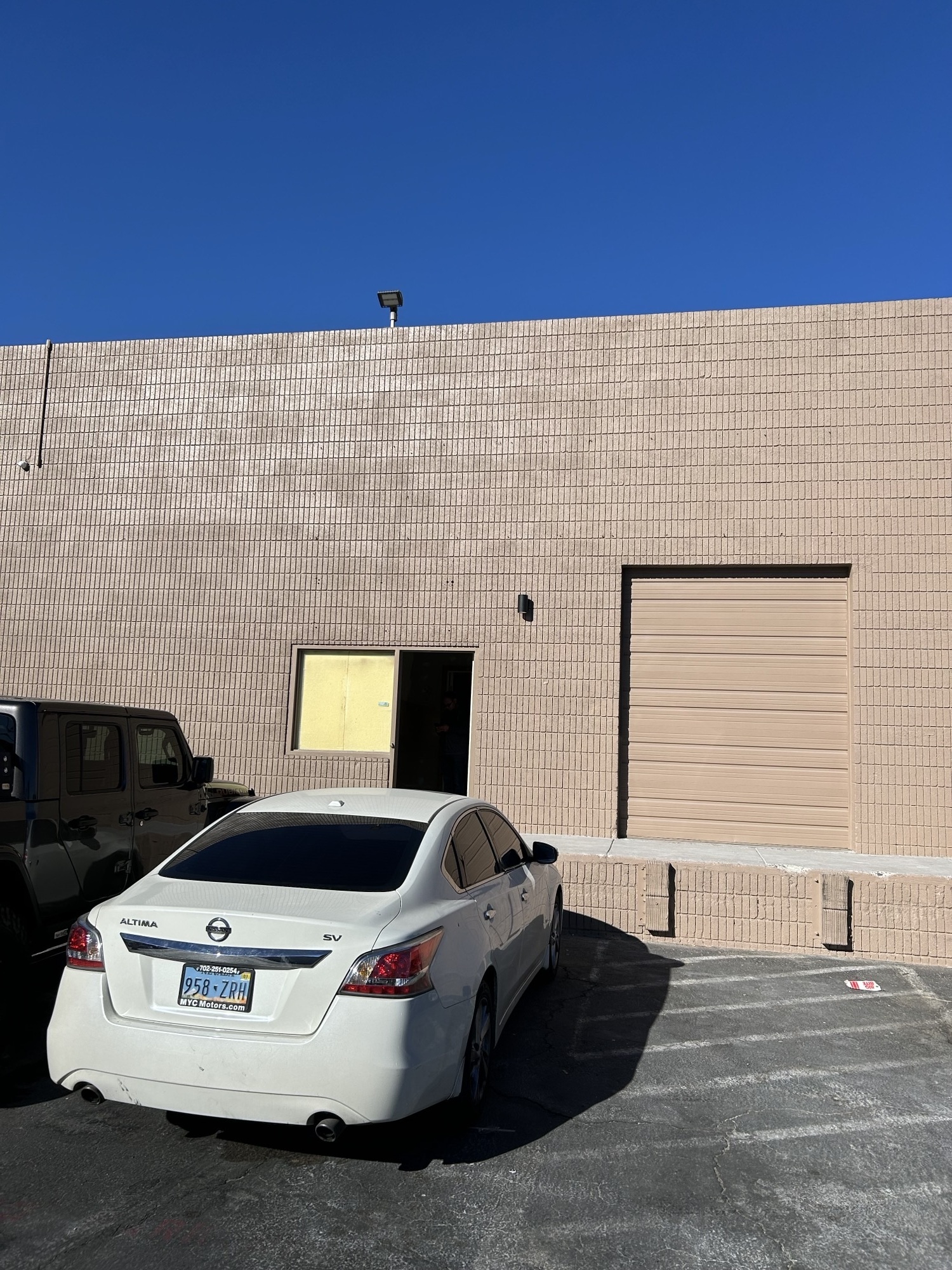 3301-3327 Western Ave, Las Vegas, NV for lease Building Photo- Image 1 of 10