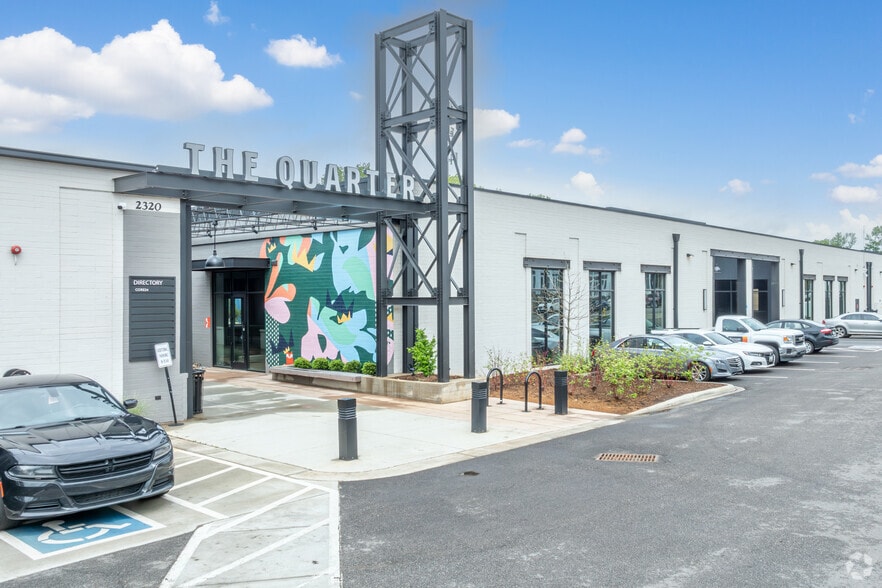 2320 Toomey Ave, Charlotte, NC for lease - Building Photo - Image 1 of 8