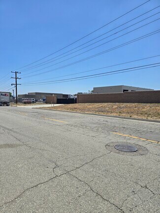 Plus de détails pour 1 Industrial Dr, Rialto, CA - Terrain à vendre