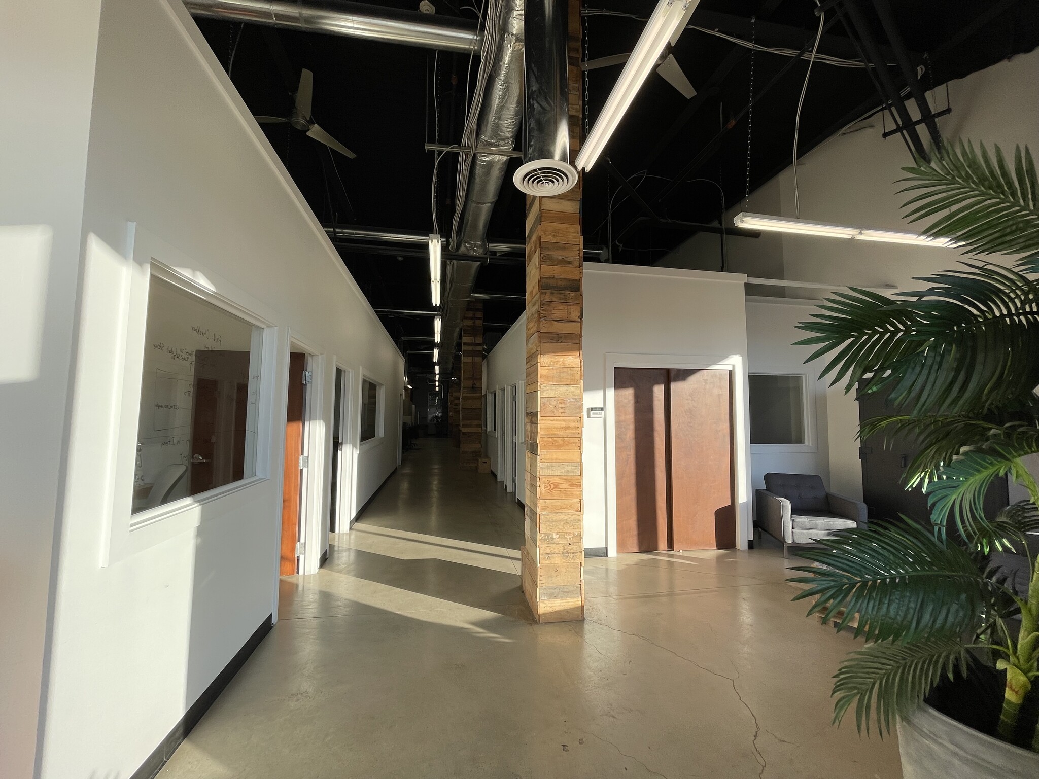 50 Stewart Ave, Huntington, NY for lease Interior Photo- Image 1 of 6