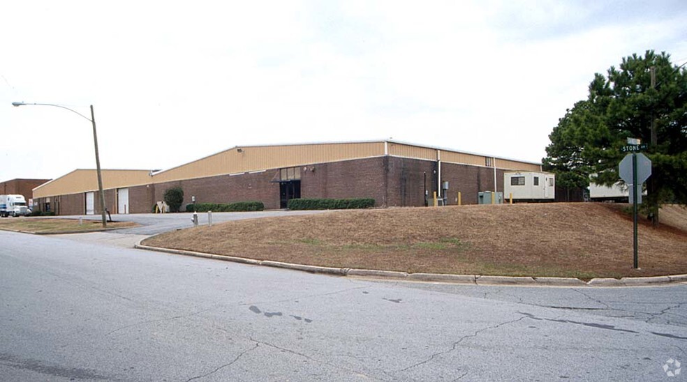 4732 Stone Dr, Tucker, GA for lease - Building Photo - Image 3 of 6