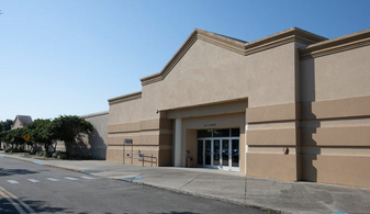 Paddock Mall Former Sears & Sears Auto - Propriété automobile