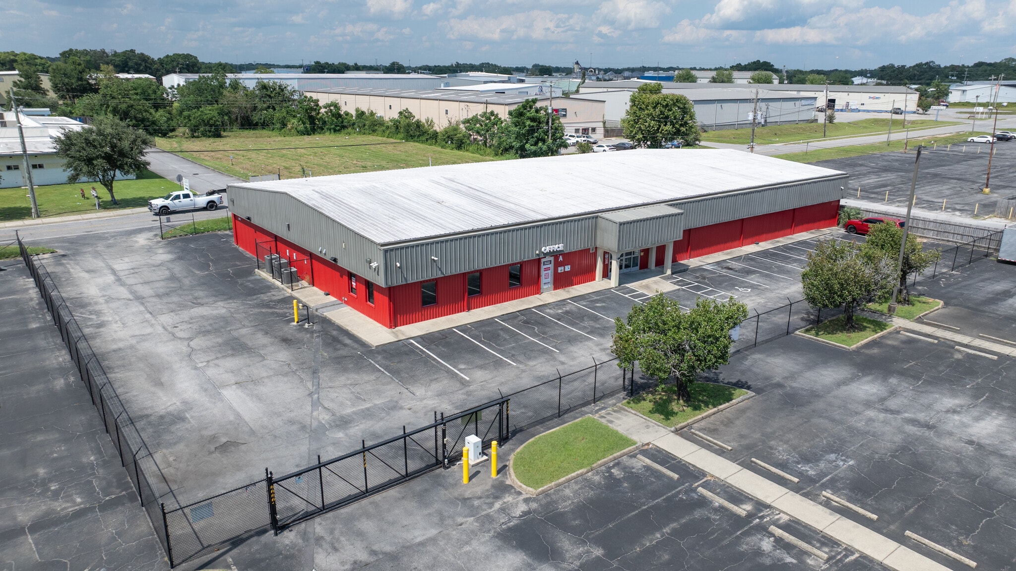 3670 N L St, Pensacola, FL for lease Building Photo- Image 1 of 27