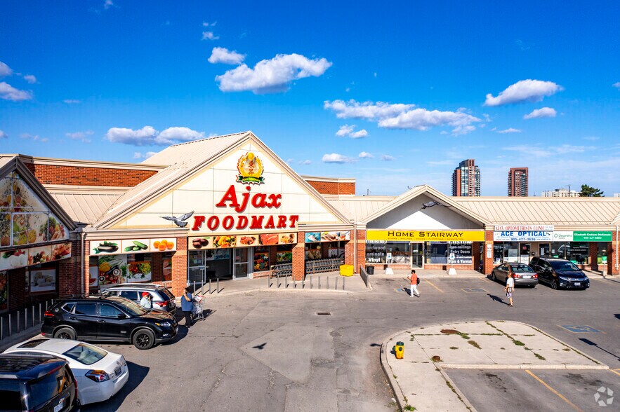 250-252 Bayly St W, Ajax, ON à vendre - Photo principale - Image 1 de 1