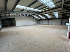 Oak Field Rd, Three Legged Cross à louer Photo intérieure- Image 1 de 6