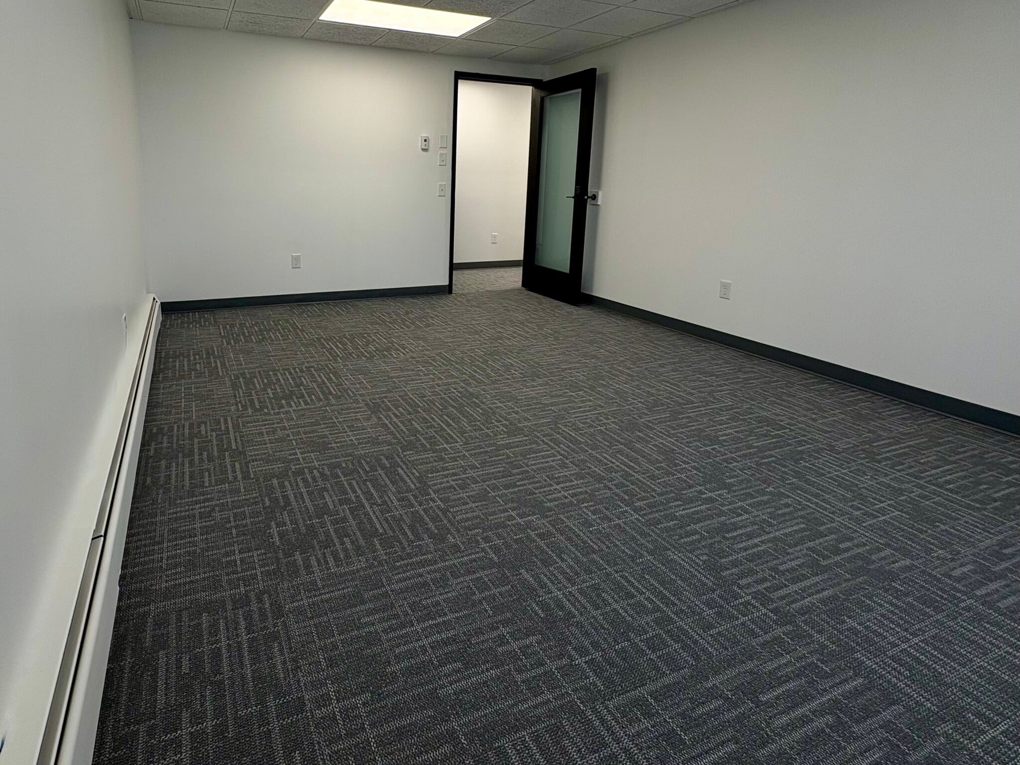 2215 Oak Industrial Dr NE, Grand Rapids, MI for lease Interior Photo- Image 1 of 8