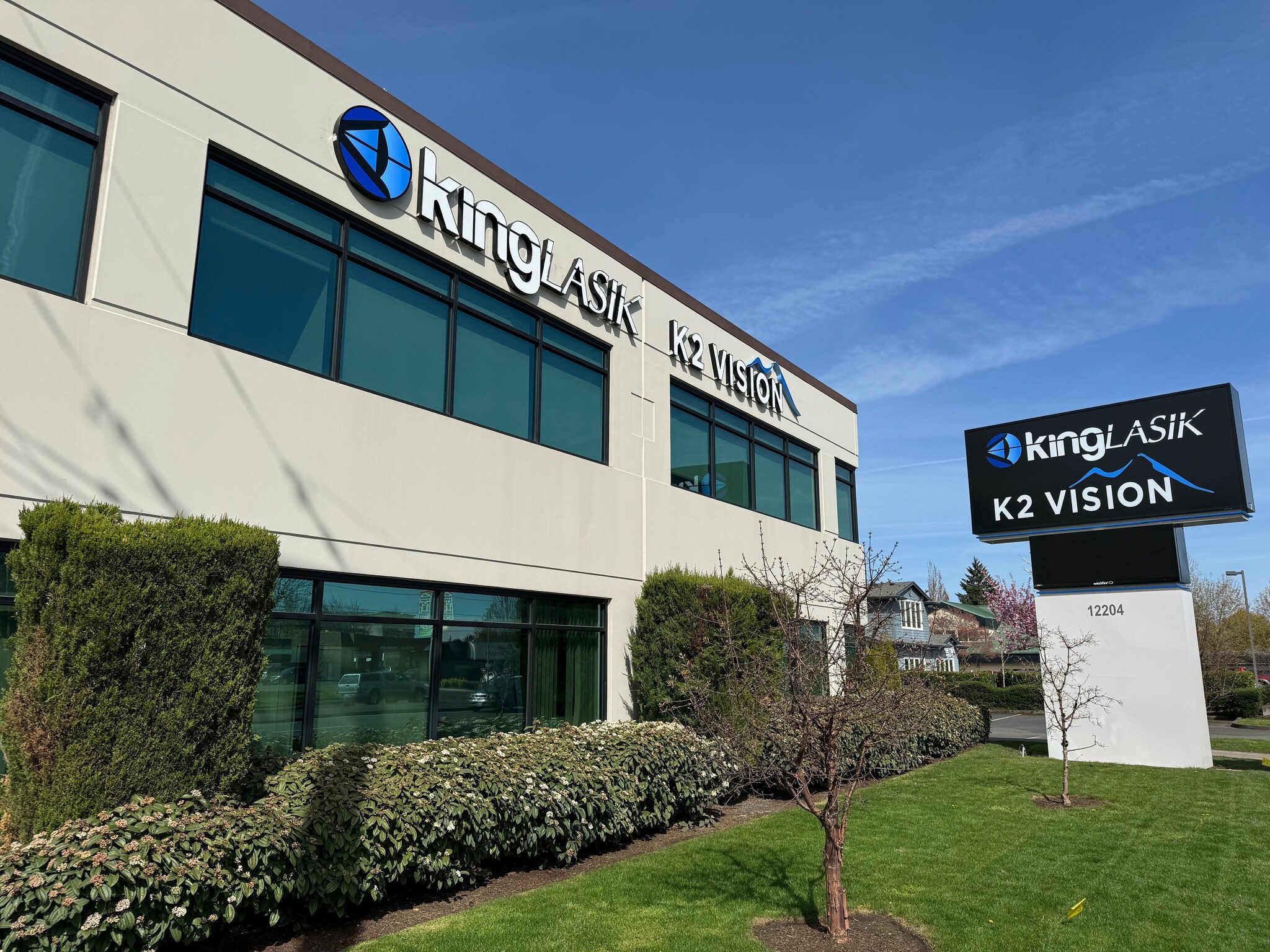 12204 SE Mill Plain Blvd, Vancouver, WA for lease Primary Photo- Image 1 of 7