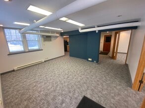 239 Cleveland Ave N, Saint Paul, MN for lease Interior Photo- Image 1 of 9