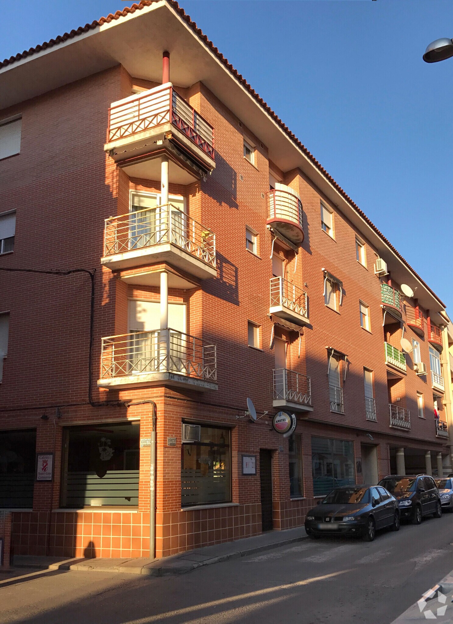 Calle Mariana Pineda, Ocaña, Toledo for sale Primary Photo- Image 1 of 3