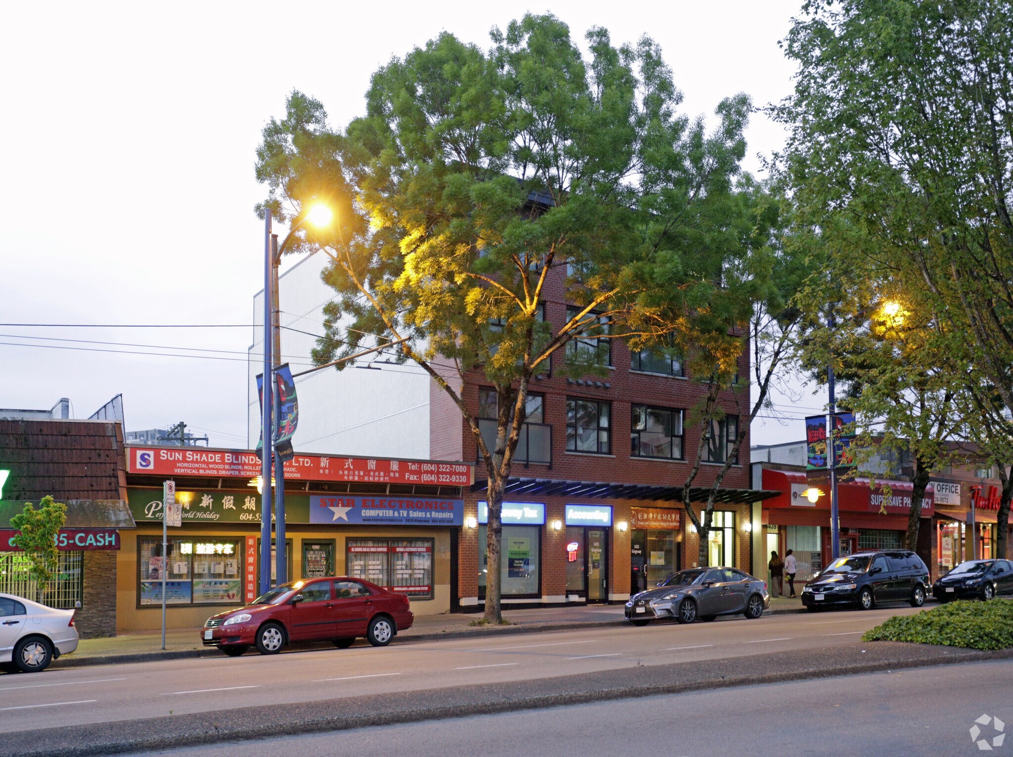 3433-3437 Kingsway, Vancouver, BC à vendre Photo principale- Image 1 de 1