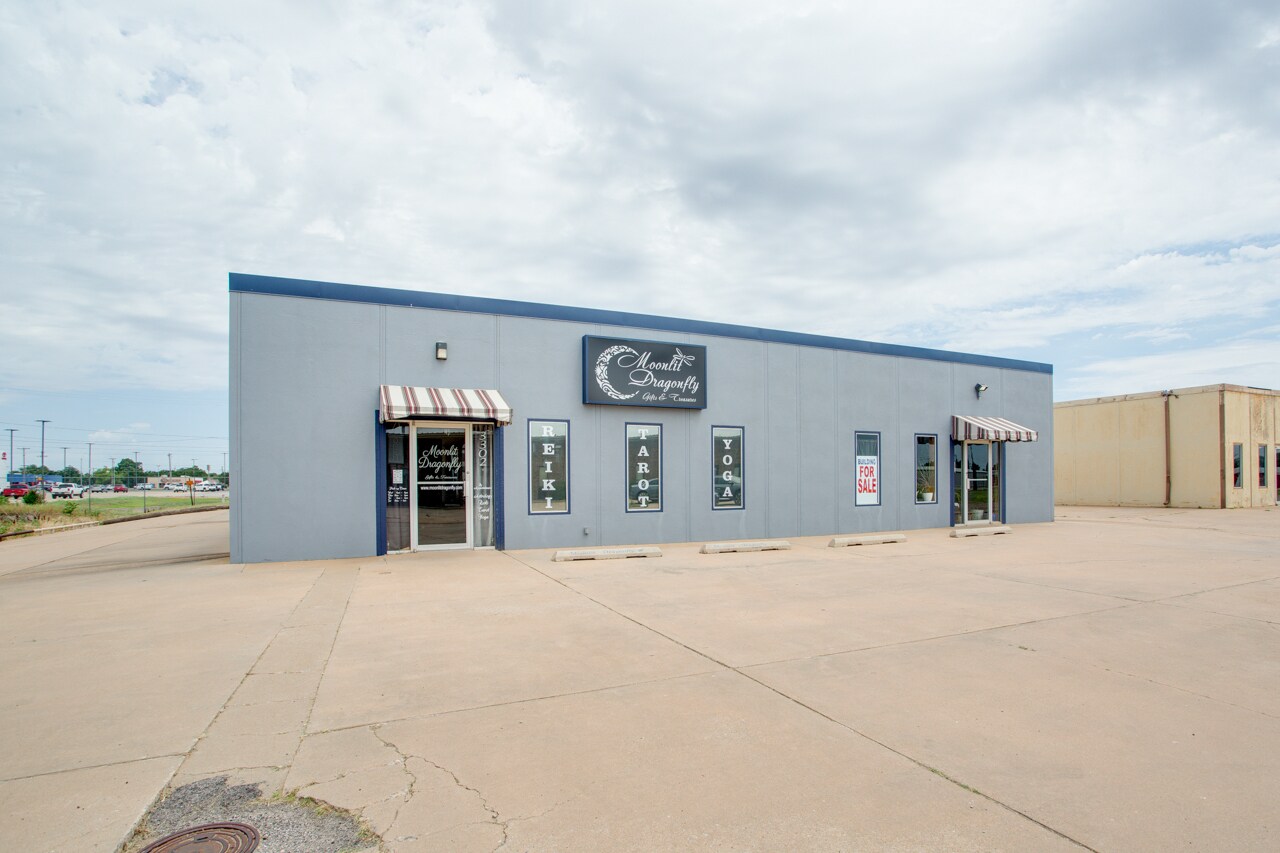 3302 Craftsman Dr, Enid, OK for sale Building Photo- Image 1 of 27