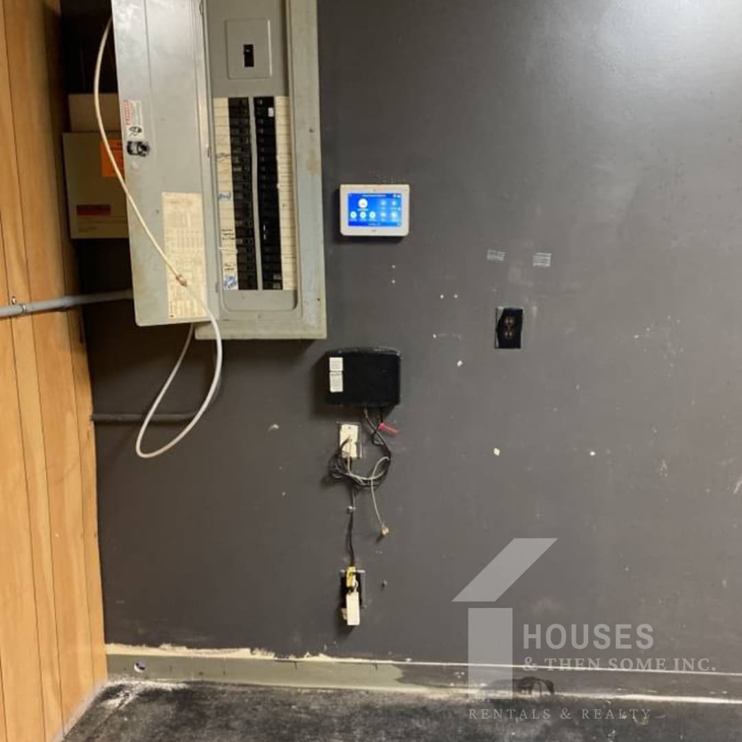 1733 Piedmont Hwy, Piedmont, SC for sale Interior Photo- Image 1 of 15