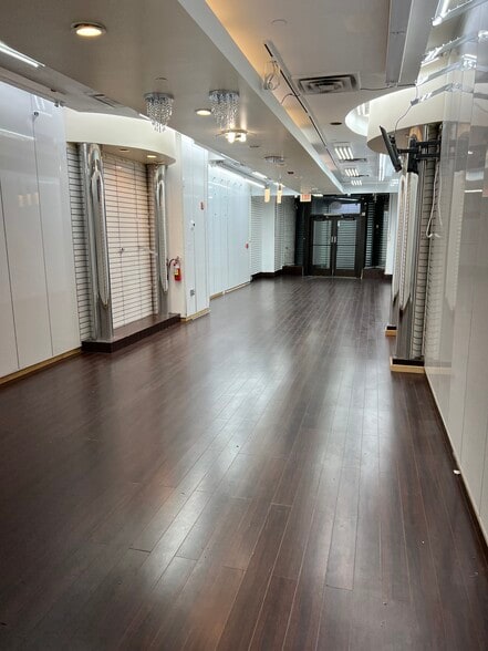 1505 Boardwalk, Atlantic City, NJ for lease - Interior Photo - Image 2 of 4