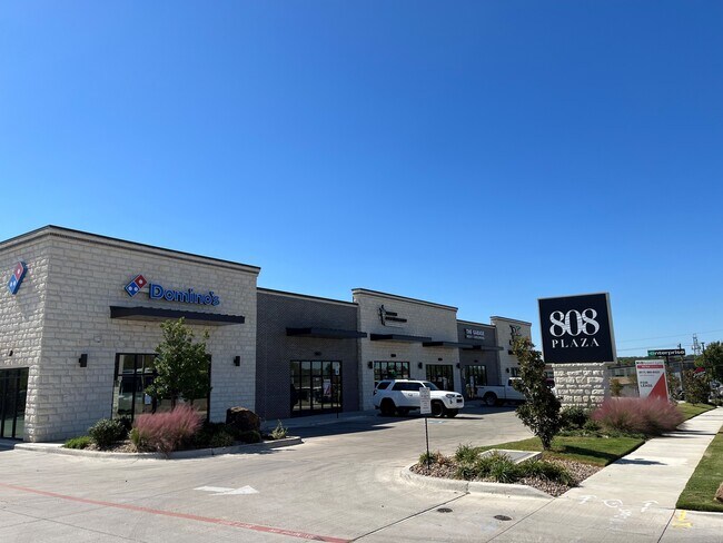 Plus de détails pour 808 Fort Worth Hwy, Weatherford, TX - Commerce de détail à louer