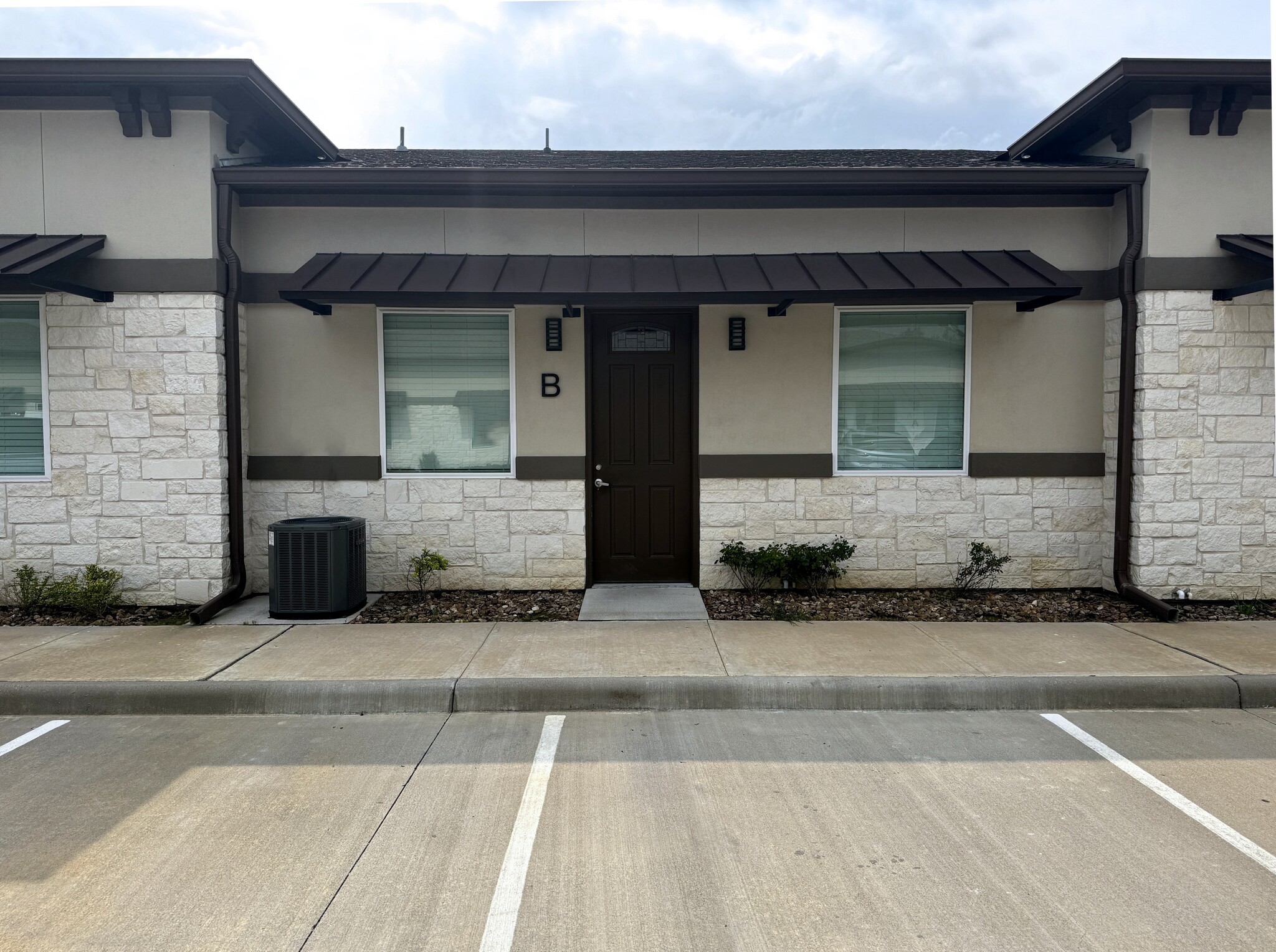 17134 N Eldridge Pkwy, Tomball, TX for lease Building Photo- Image 1 of 17