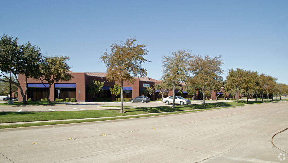 1101 Resource Dr, Plano, TX for lease - Building Photo - Image 3 of 9