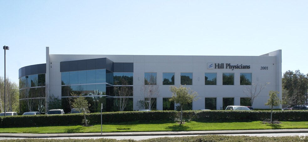 2001 Crow Canyon Rd, San Ramon, CA à louer - Photo principale - Image 1 de 4