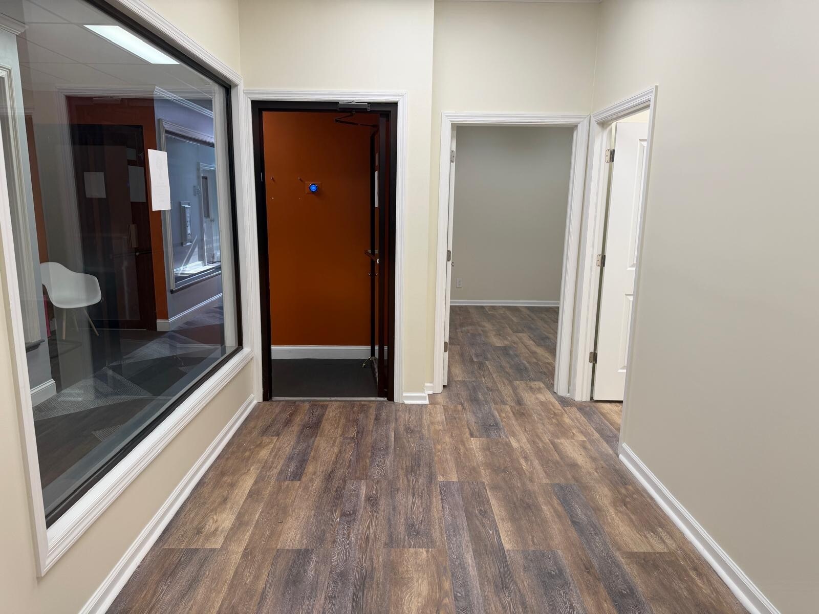 142 Main St, Nyack, NY for lease Interior Photo- Image 1 of 5