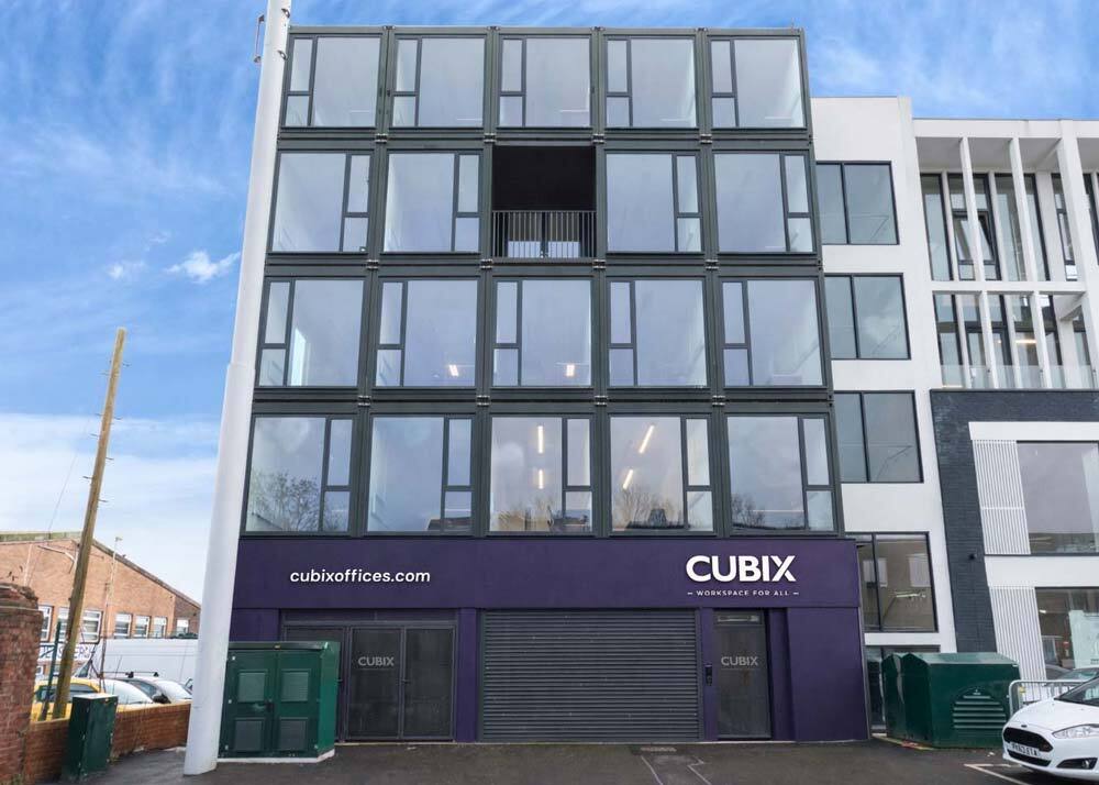 107 Lancaster Rd, Barnet for lease Primary Photo- Image 1 of 7