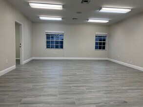 16578 N Dale Mabry Hwy, Tampa, FL à louer Photo du bâtiment- Image 1 de 30