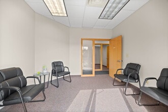 990 Elm St E, Annandale, MN for lease Lobby- Image 2 of 11