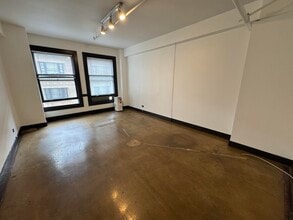 453 S Spring St, Los Angeles, CA for lease Interior Photo- Image 1 of 4