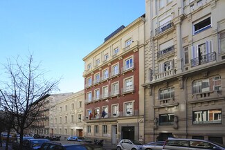 Plus de détails pour Calle de Alcalá Galiano, Madrid - Bureau à louer