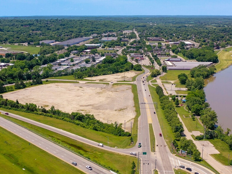 Central, West Carrollton, OH for sale - Primary Photo - Image 1 of 5