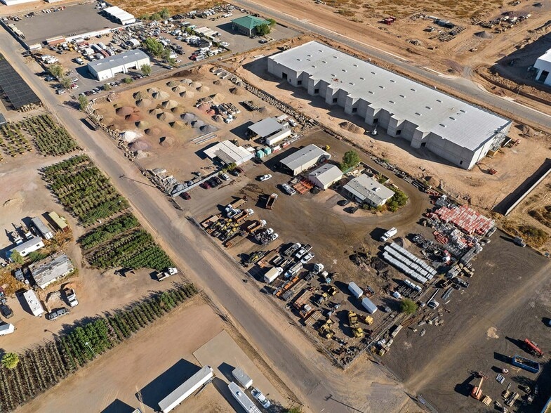1739 W Parkview Ln, Phoenix, AZ for lease - Building Photo - Image 3 of 4