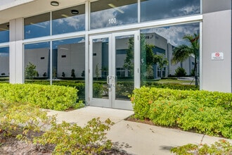 8130 NW 74th St, Medley, FL for lease Building Photo- Image 2 of 15