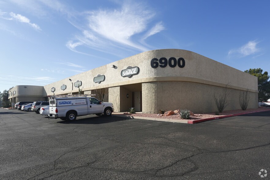 1520 W Mineral Rd, Tempe, AZ à louer - Photo du bâtiment - Image 3 de 3
