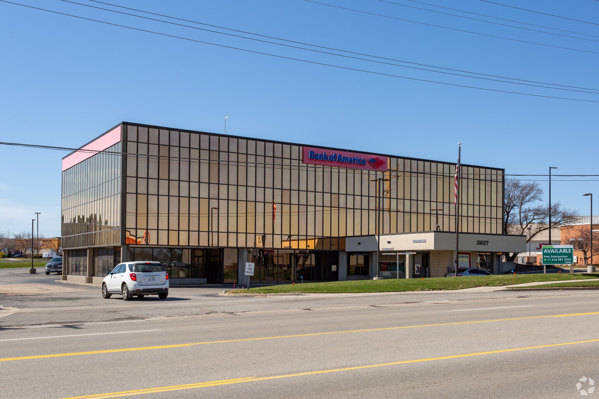2627 E Beltline Ave SE, Grand Rapids, MI for lease Primary Photo- Image 1 of 39