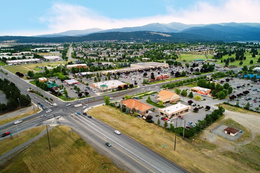 1431 N Liberty Lake Rd, Liberty Lake, WA à louer - Photo du bâtiment - Image 3 de 4