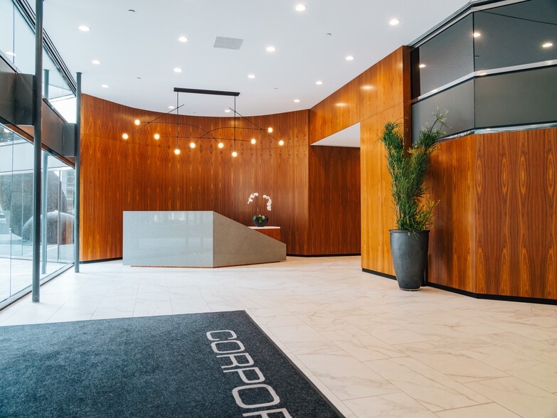 101 N Robinson Ave, Oklahoma City, OK for lease - Interior Photo - Image 2 of 13