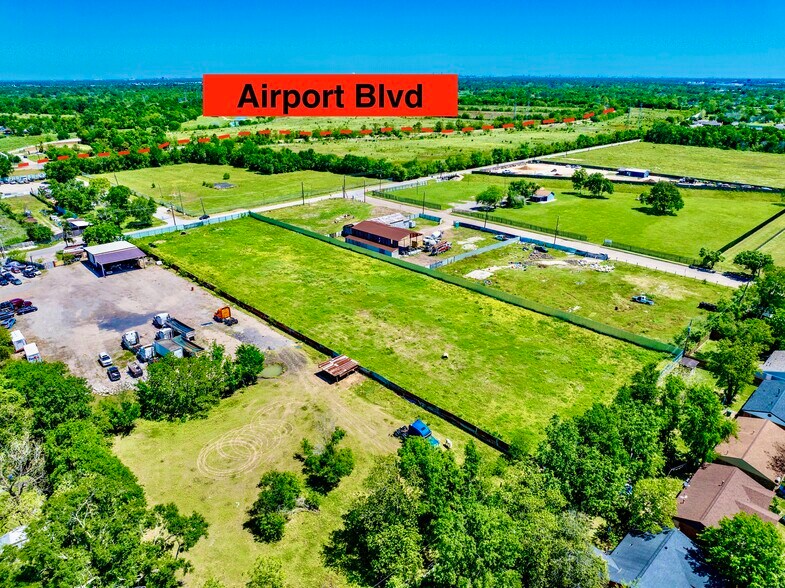 5620 Acres dr, Houston, TX à louer - Photo du bâtiment - Image 2 de 8