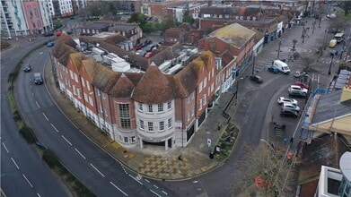 26-32 High St, Crawley, WSX - AERIAL  map view