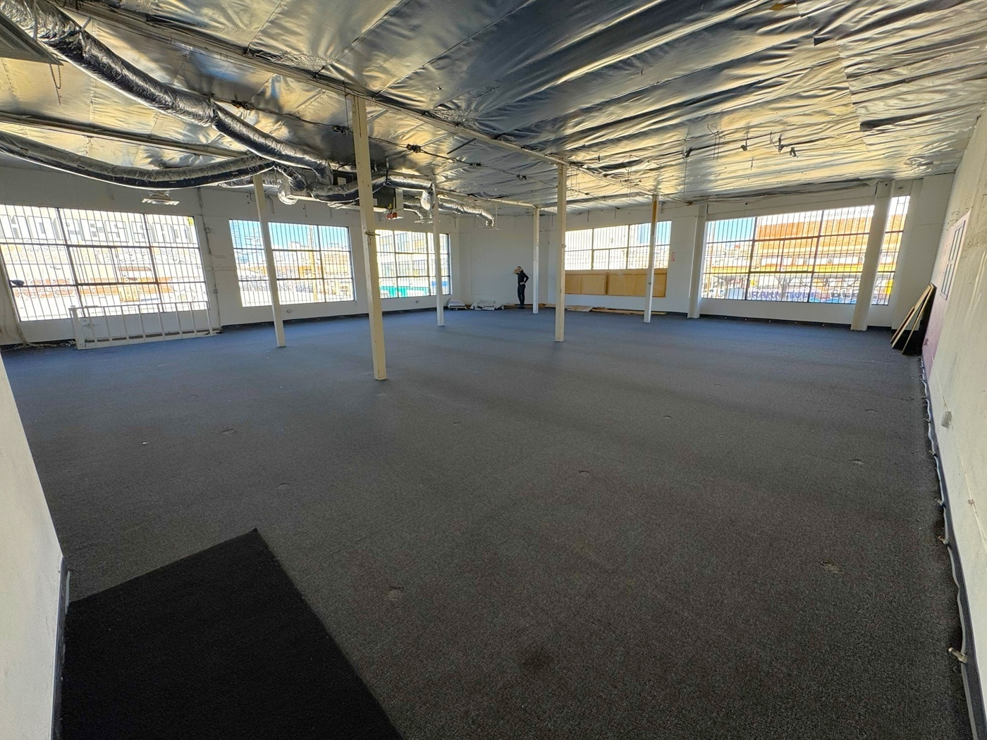 600-602 E 12th St, Los Angeles, CA for lease Primary Photo- Image 1 of 6