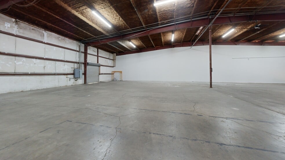 12826 Hempstead Rd, Houston, TX à louer - Numérisation 3D de Matterport - Image 3 de 18