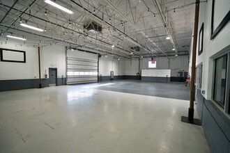 1702 E Yakima Ave, Yakima, WA for lease Interior Photo- Image 1 of 12