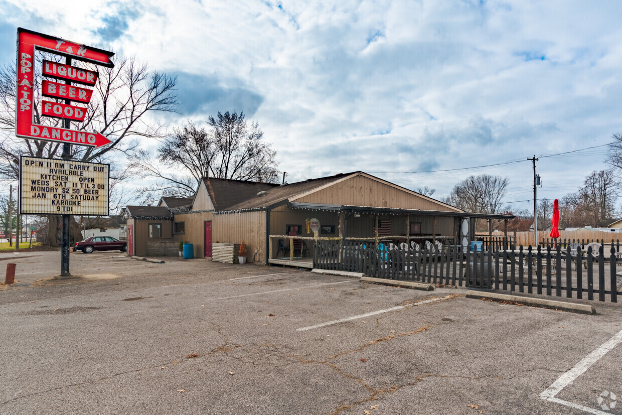 199 E Hwy 60, Pekin, IN for sale Building Photo- Image 1 of 8