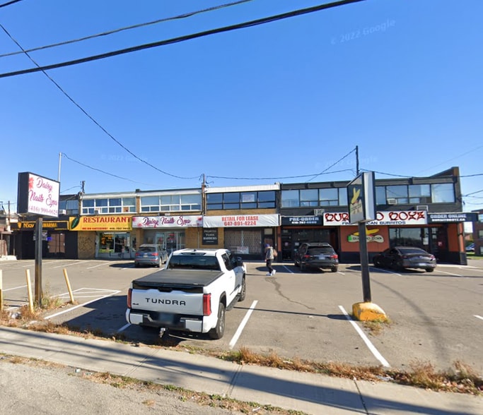 3271 Dufferin St, Toronto, ON for lease - Building Photo - Image 1 of 12