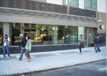 310-316 Third Ave, New York, NY for lease - Building Photo - Image 2 of 6