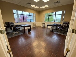 Plus de détails pour 42500 Eleven Mile Rd, Novi, MI - Bureau à louer