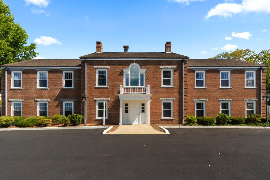 157 Goose Ln, Guilford, CT à louer - Photo du bâtiment - Image 3 de 7