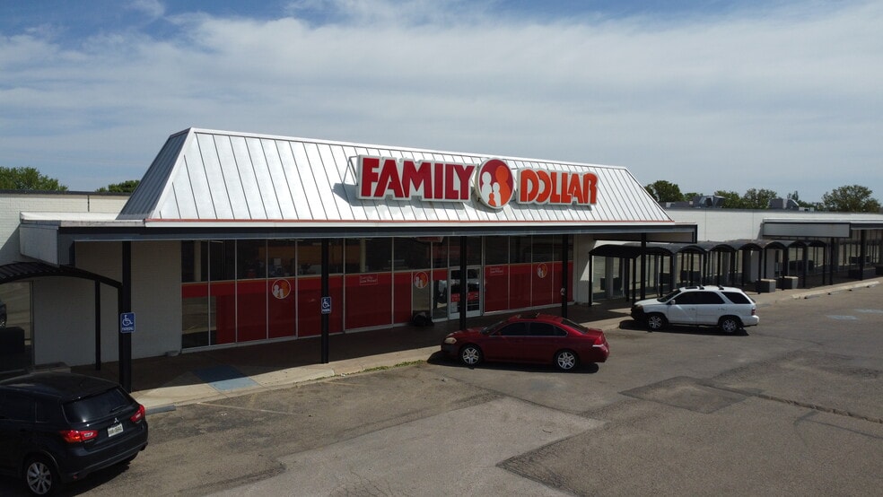 2201 SE 27th Ave, Amarillo, TX for lease - Building Photo - Image 3 of 4