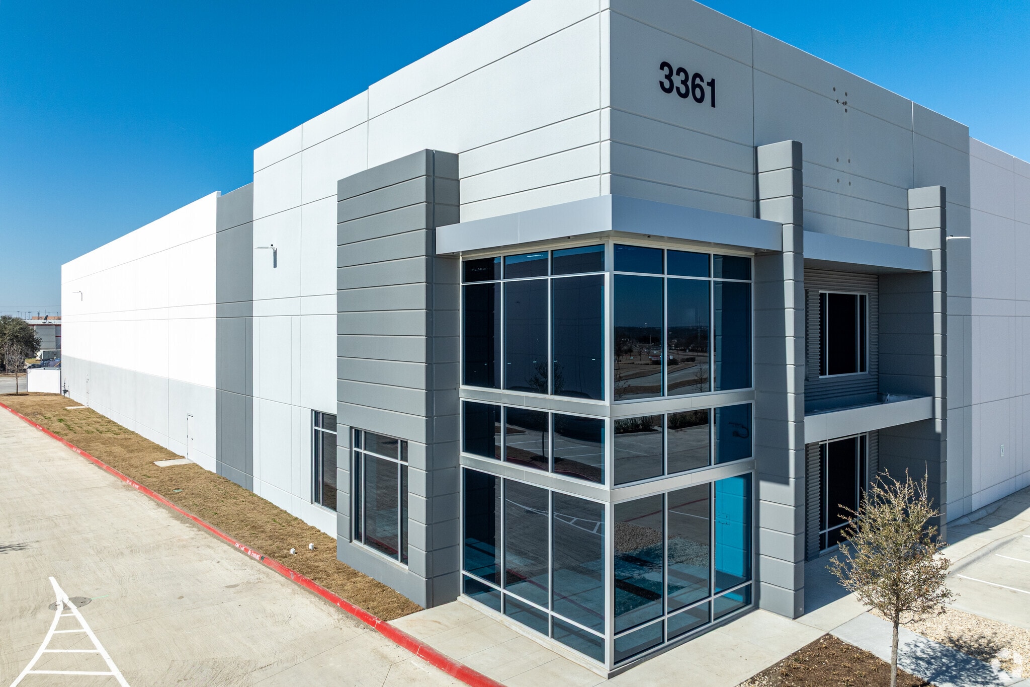 3361 Redbud Blvd, McKinney, TX for sale Primary Photo- Image 1 of 11