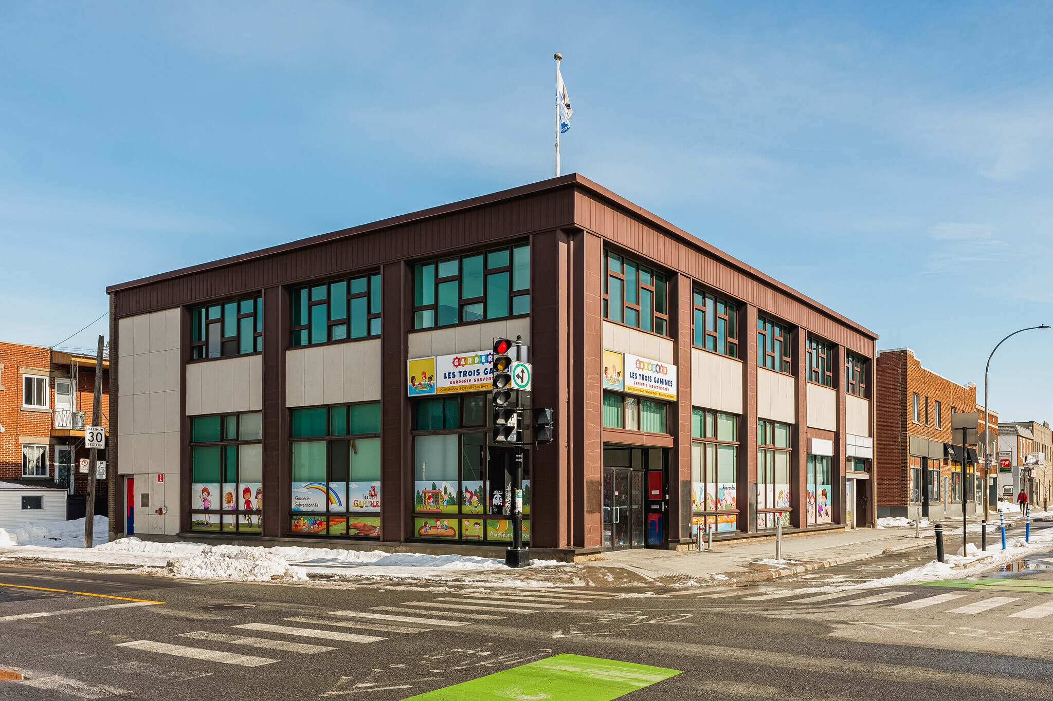 9085-9095 Rue Lajeunesse, Montréal, QC à vendre Photo principale- Image 1 de 9